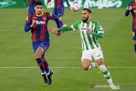 Ronald Araujo ingin bertahan lama di Barcelona