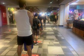 Malaysia total lockdown, hanya izinkan dua orang per keluarga berbelanja