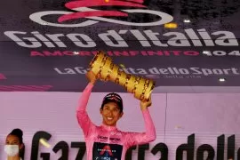 Egan  juarai Giro d'Italia