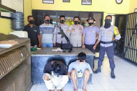 Diduga mencuri HP, mahasiswa dan remaja ini dibekuk polisi