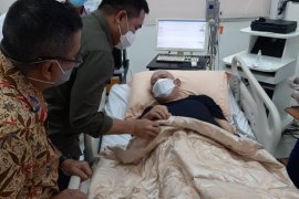 Wali Kota Samarinda ajak masyarakat doakan kesembuhan Awang Faroek