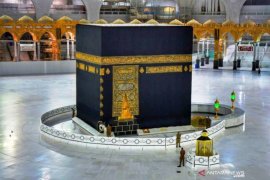 Pembatalan haji, Gubernur Khofifah berharap umat Islam sabar dan tawakal