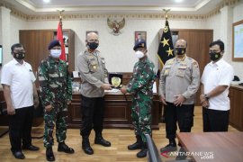 Komandan Guspurla Koarmada III  siap kerja sama dengan Polda Maluku. Perlu sinergitas