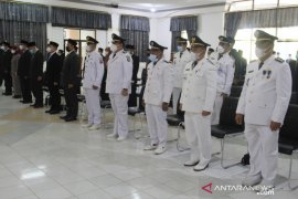 Bupati HST kembali merotasi pejabat eselon III, tiga camat bergeser ke dinas