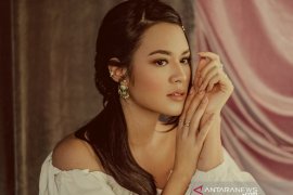 Lewat lagu "Tentang Dirimu", Raisa kenang masa lalu