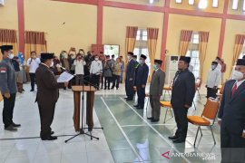 Wali Kota Subulussalam mutasi 44 pejabat