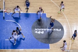 Keterlibatan selebritas sinyal baik  perkembangan industri bola basket