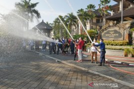 Pemkab Badung lakukan penyemprotan eco-enzyme organik peringati Hari Lingkungan Hidup