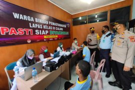 Ratusan warga binaan Lapas Kelas III Calang di Vaksin COVID-19