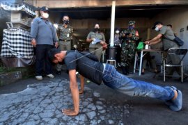 Operasi penertiban prokes di Denpasar