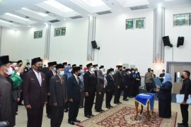 63 pejabat Dinas Tanaman Pangan dan Dinas Perkebunan dilantik