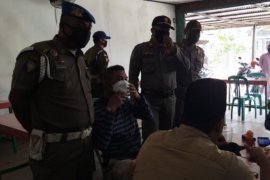 Lagi asik ngopi, belasan ASN di Inhil terjaring razia