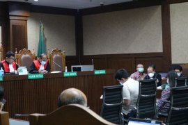 Sespri mantan Menteri KKP Edhy Prabowo pakai nama penjaga rumah jabatan untuk beli tanah