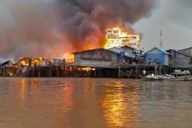 Kebakaran hebat di Mendahara Tengah hanguskan 111 rumah warga