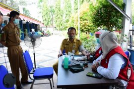 Sukseskan program pemerintah, 42 pegawai Diskominfotik Bengkalis di vaksinasi COVID-19.