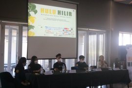 Universitas Udayana dukung pemasaran hasil panen petani lokal terdampak COVID-19