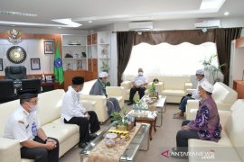 Bupati HSS terima kunjungan tim panitia seleksi beasiswa mahasiswa dan mahasantri HSS