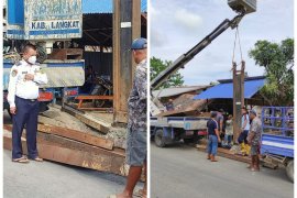 Dishub Langkat pasang portal jalan menuju akses utama wisata Tangkahan