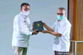 Bupati Meranti jajaki peluang beasiswa anak daerah di UMRI