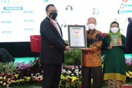 UNJ raih penghargaan rekor dunia atas penyelenggaraan ICPESS
