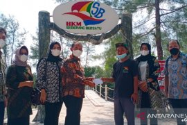 Bupati Bangka kunjungi kawasan Belitong Geopark