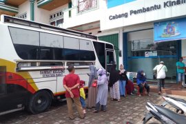 Ini dilakukan Polres Pasbar untuk mempermudah mengurus perpanjangan pajak kendaraan bermotor