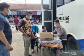 Mudahkan masyarakat, Satlantas Polres Pasbar "jemput bola" layani pengurusan SIM