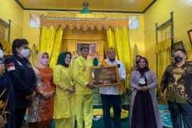 Ketua DPD RI LaNyalla terima gelar kehormatan dari Kesultanan Pontianak