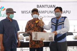 Pembudi daya ikan keramba jaring apung Situbondo mulai nikmati paneh hasil bantuan CSR PLN