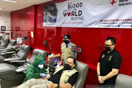 Baksos PT DLU, Bambang Haryo pimpin donor darah bersama karyawan
