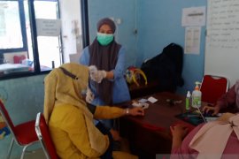 733 warga Sunter Agung jalani vaksinasi COVID-19