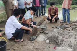 Syahrul Pasaribu hadir jawab kerinduan masyarakat SD.Hole