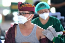 Pakar sebut vaksinasi COVID-19 masih mampu hadapi varian Delta