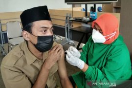Sumsel fokuskan vaksinasi  COVID-19 untuk kelompok guru