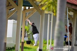 Aceh lapor 140 kasu baru, Satgas ingatkan warga disiplin pakai masker