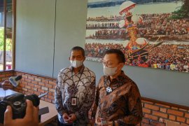 Kepala OJK Riau berganti