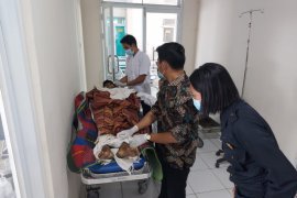 Seorang pria ditemukan tewas di sebuah penginapan Jalan Tanjung Hulu
