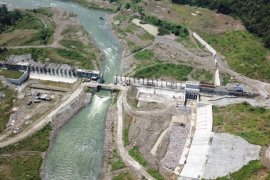 PLN memanfaatkan bendungan Kementerian PUPR untuk bangun 3 PLTM senilai Rp200 miliar