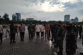 Kasus Corona Jakarta melonjak, Anies: Seluruh kegiatan harus terhenti 9 malam