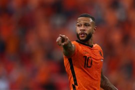 Sah, Memphis Depay dibeli Barcelona