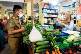Wabup Lingga: Kapal  dari Jambi tertahan harga sembako bisa naik
