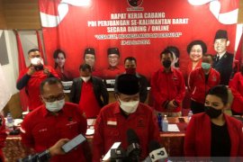 14 DPC PDI Perjuangan Kalbar dukung Lazarus maju Pilgub
