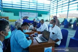 PLN Group di Sumbar vaksinasi 687 karyawan dan tenaga ahli daya