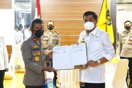 Pemkab Lampung Tengah hibahkan tanah Mako Brimob Kompi B