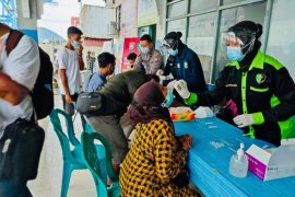 Antisipasi corona, Polda Malut gelar vaksinasi massal COVID - 19 gratis
