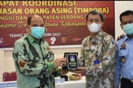 Wali Kota Tebing Tinggi minta tingkatkan senergitas pengawasan terhadap orang asing