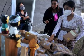 Pengembangan industri kreatif bidang fesyen