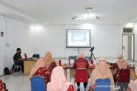 Ketua TP PKK Tapsel ajak orangtua agar bebaskan anak berekspresi dan berkreasi