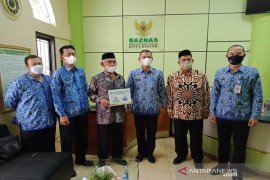 Bogor mengaji membimbing warga bisa baca Al-Quran