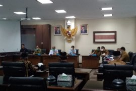 Tokoh masyarakat Pasaman Barat adukan persoalan lahan ke DPRD Sumbar